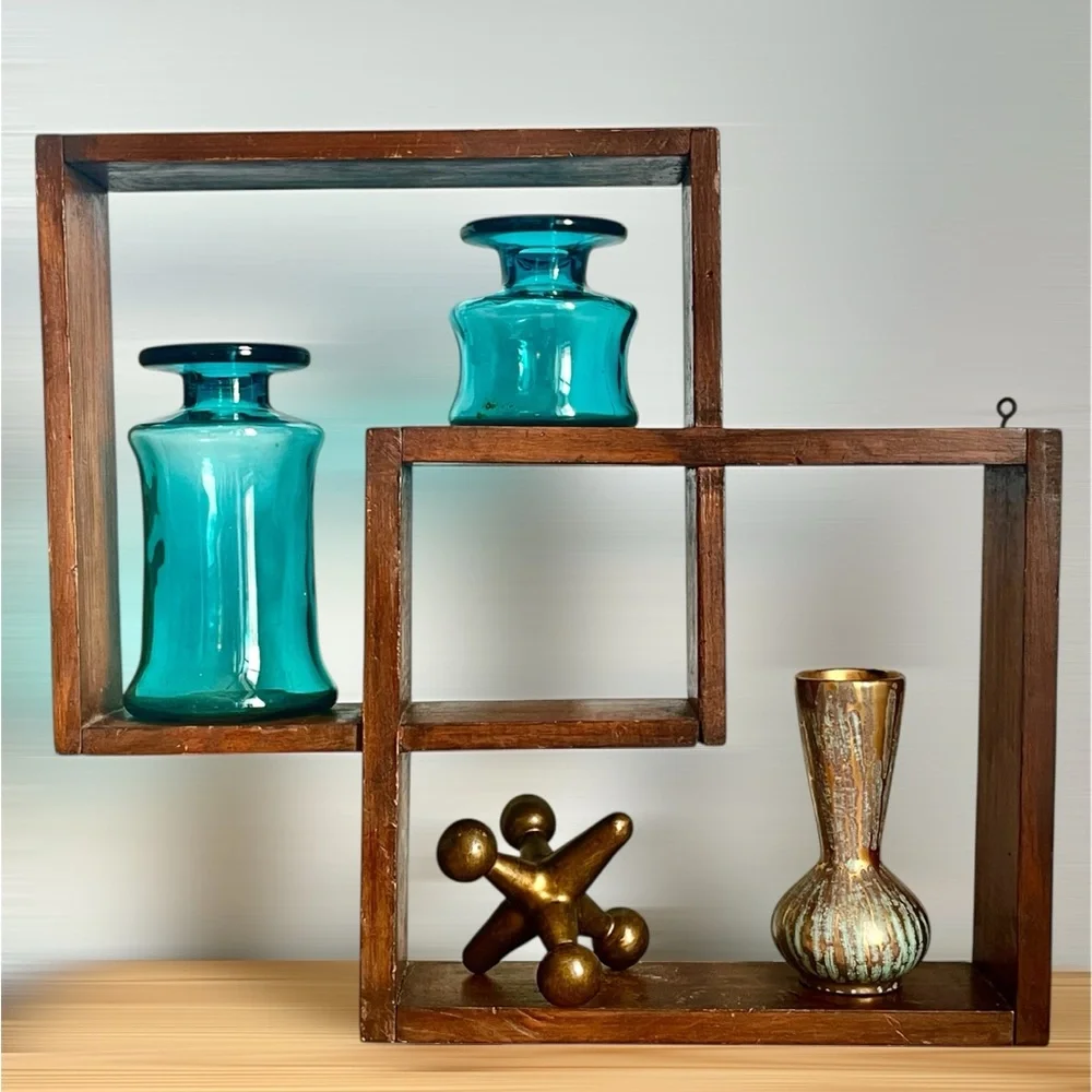 Vintage Display Shelf Mid Century Wood Floating Wall Shadow Box Curio Cabinet